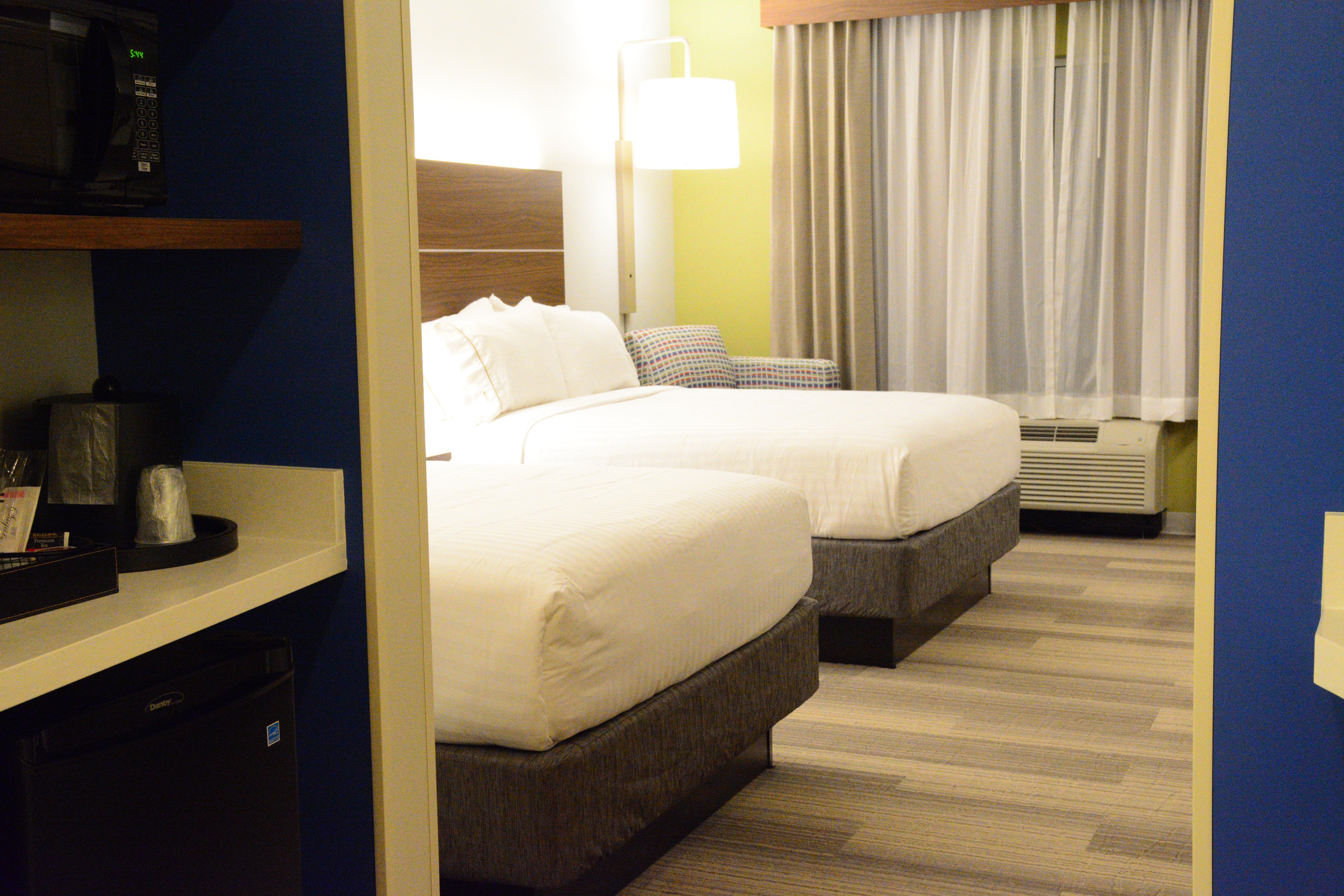 Hotel Holiday Express & Lexington Park By Ihg